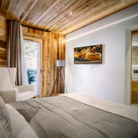 Family Chalet W Hot Tub & Sauna Σπίτι διακοπών *